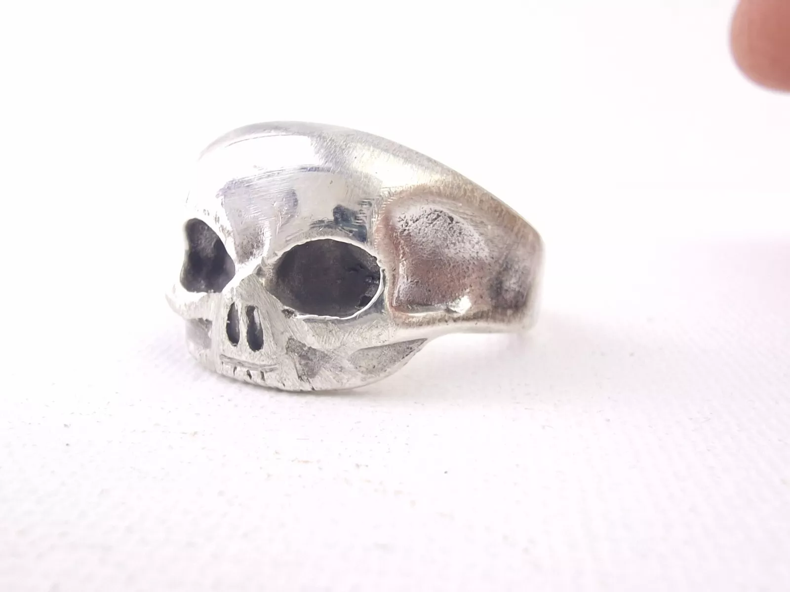 BRAND NEW SKULL RING STERLING SILVER 925 MENS GOTHIC BIKERS RING UK GOV HALLMARK